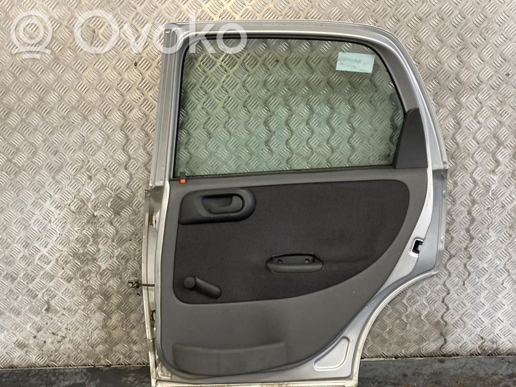 Opel Corsa C Rear door