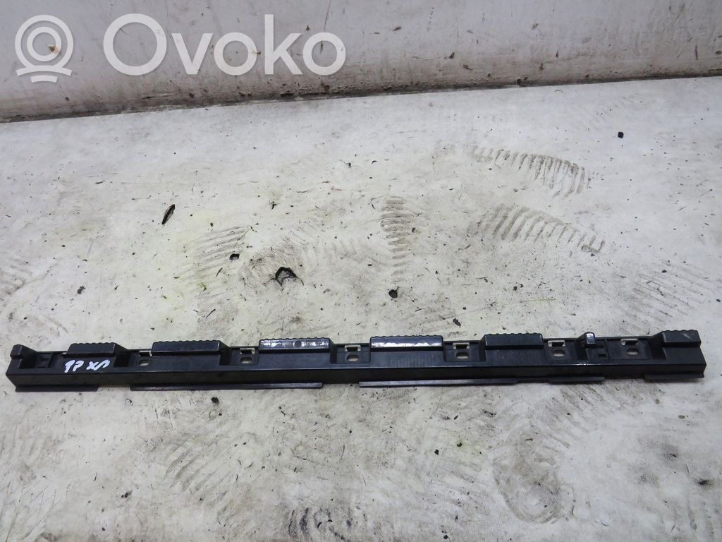 BMW X1 E84 Sill supporting ledge 