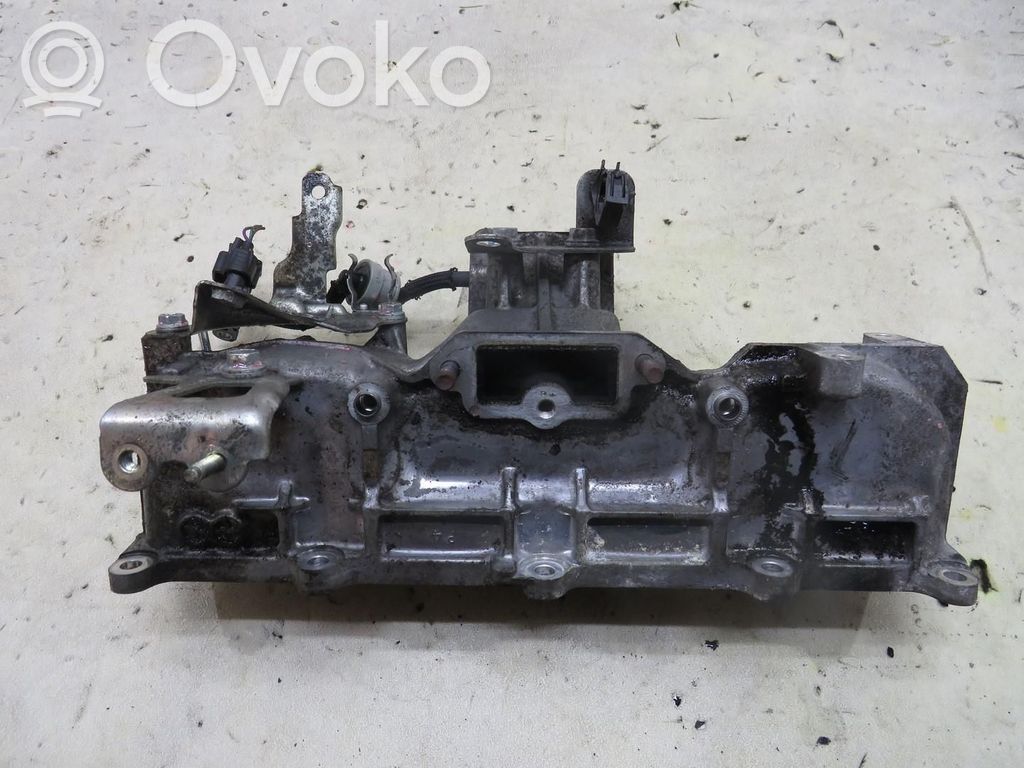 Toyota RAV 4 (XA40) Kolektor ssący 