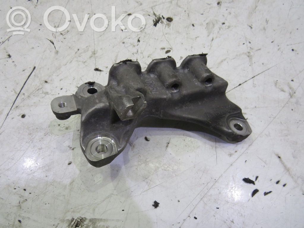 Opel Mokka Engine mounting bracket 