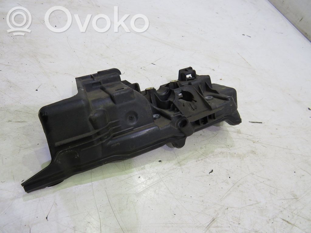 Nissan Note (E11) Motorabdeckung 