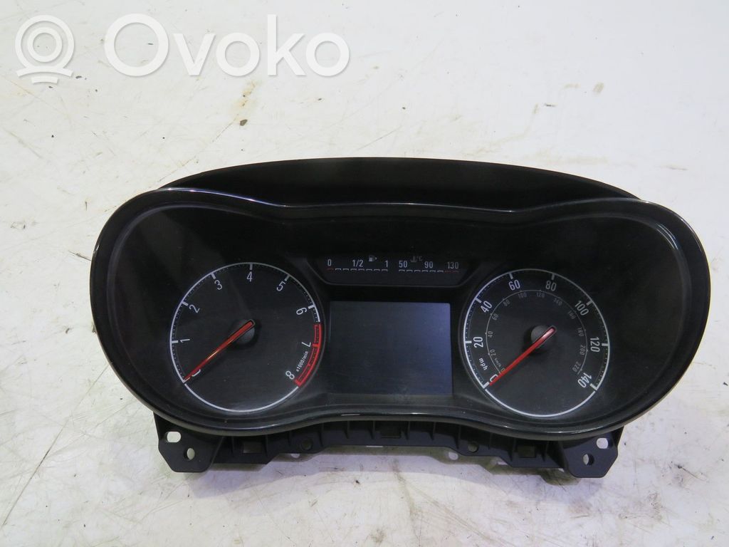 Opel Corsa E Speedometer (instrument cluster) 