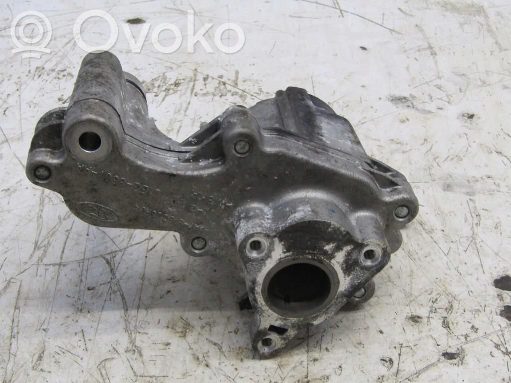 Ford Focus Water pump 