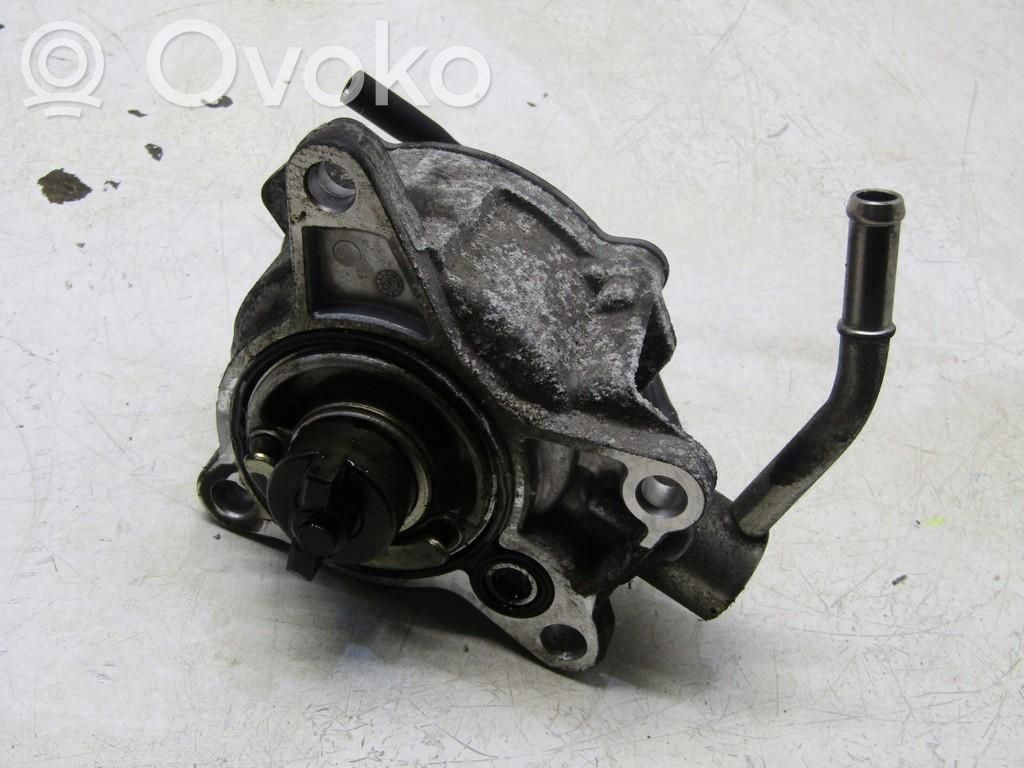 Mazda CX-3 Vacuum pump 