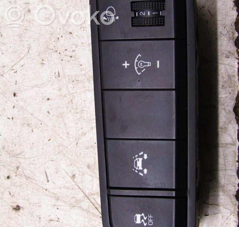 Hyundai Tucson TL Headlight level height control switch 