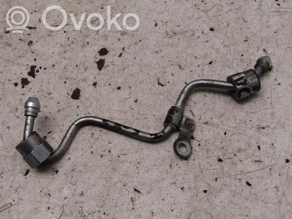 Mazda CX-3 Degvielas caurulīte (-es) 