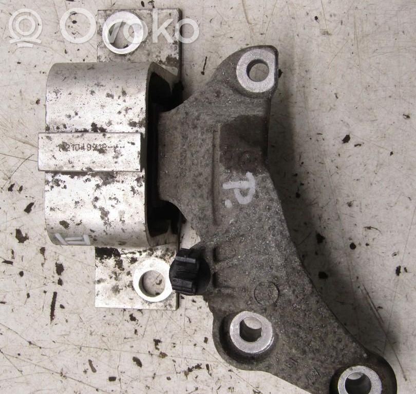 Engine mount bracket   112115262R,112115262R