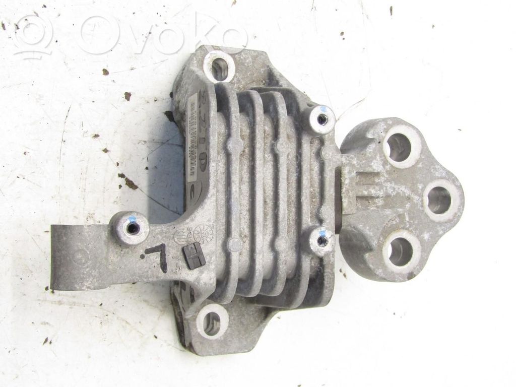 Jeep Cherokee KL Engine mount vacuum valve 