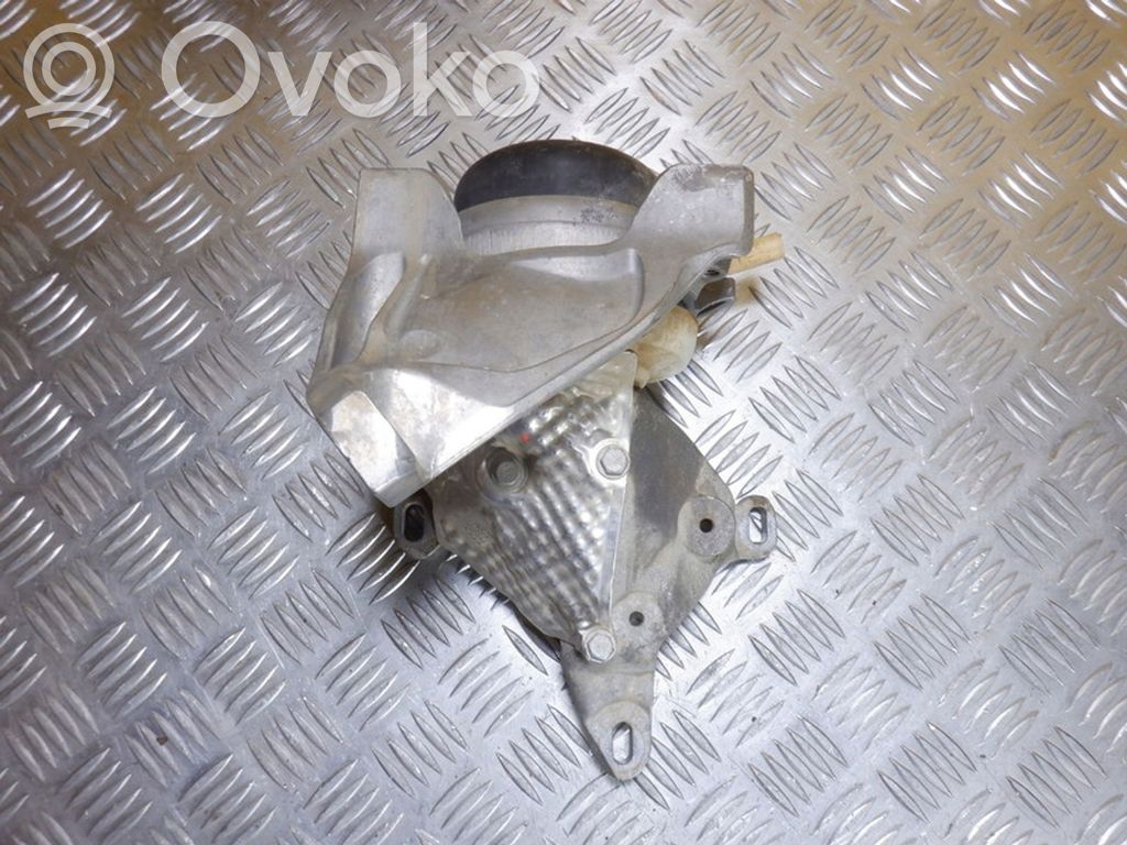 Audi Q7 4M Gearbox mounting bracket 