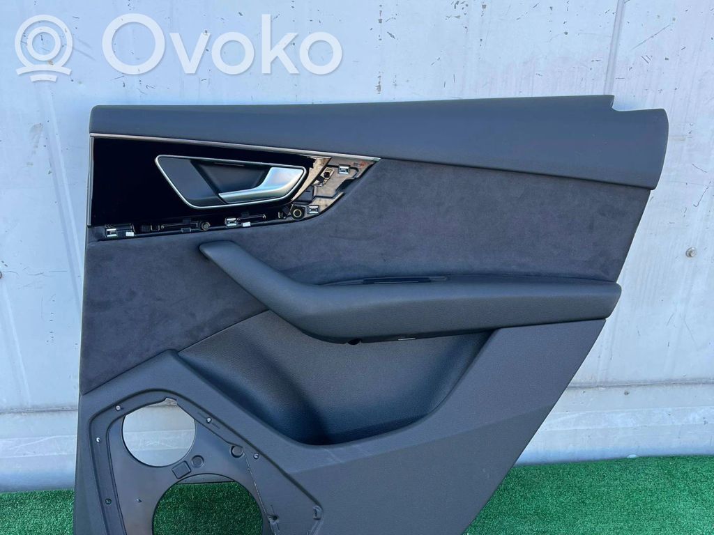Audi Q7 4M Rear door card panel trim 