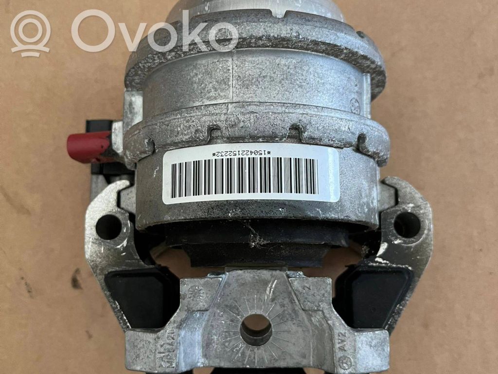 Audi A8 S8 D4 4H Engine mount bracket 