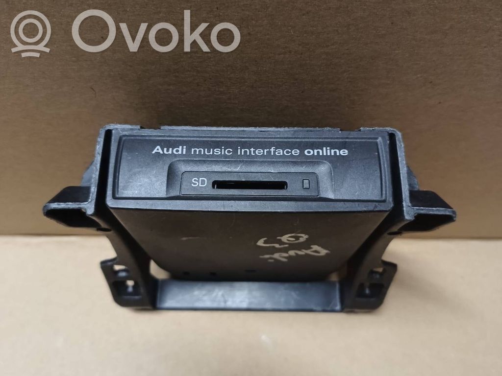 Audi RSQ3 Multimedian ohjauslaite 