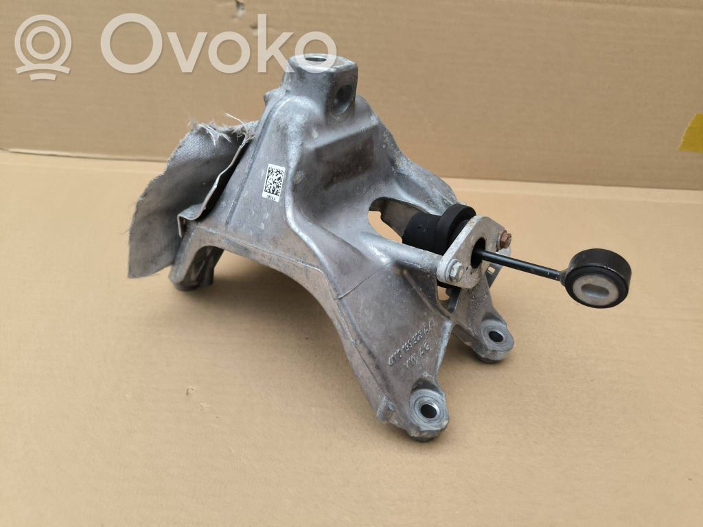 Audi Q7 4M Engine mounting bracket 