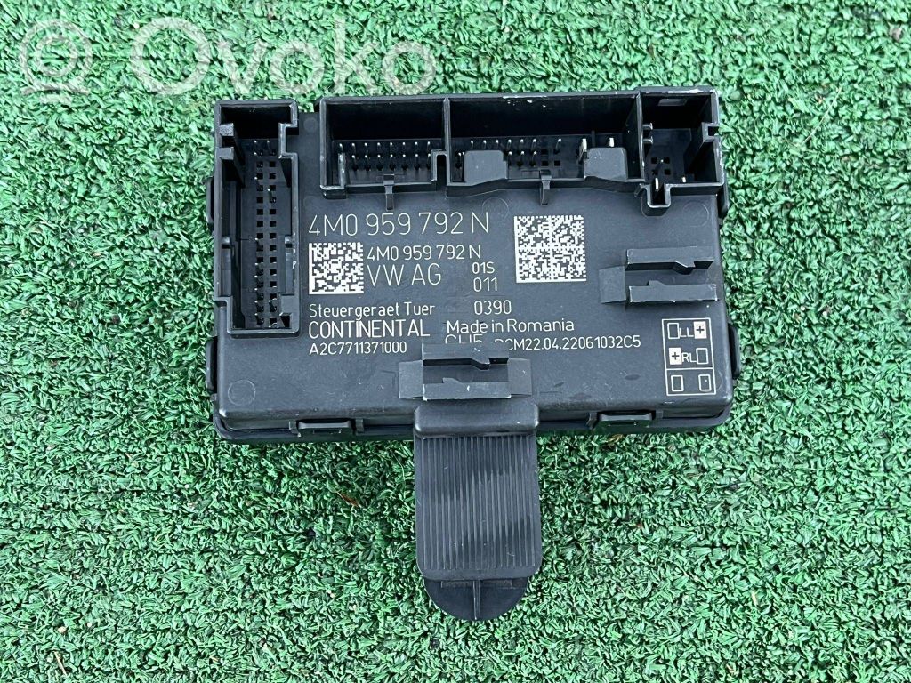 Audi e-tron Door control unit/module 