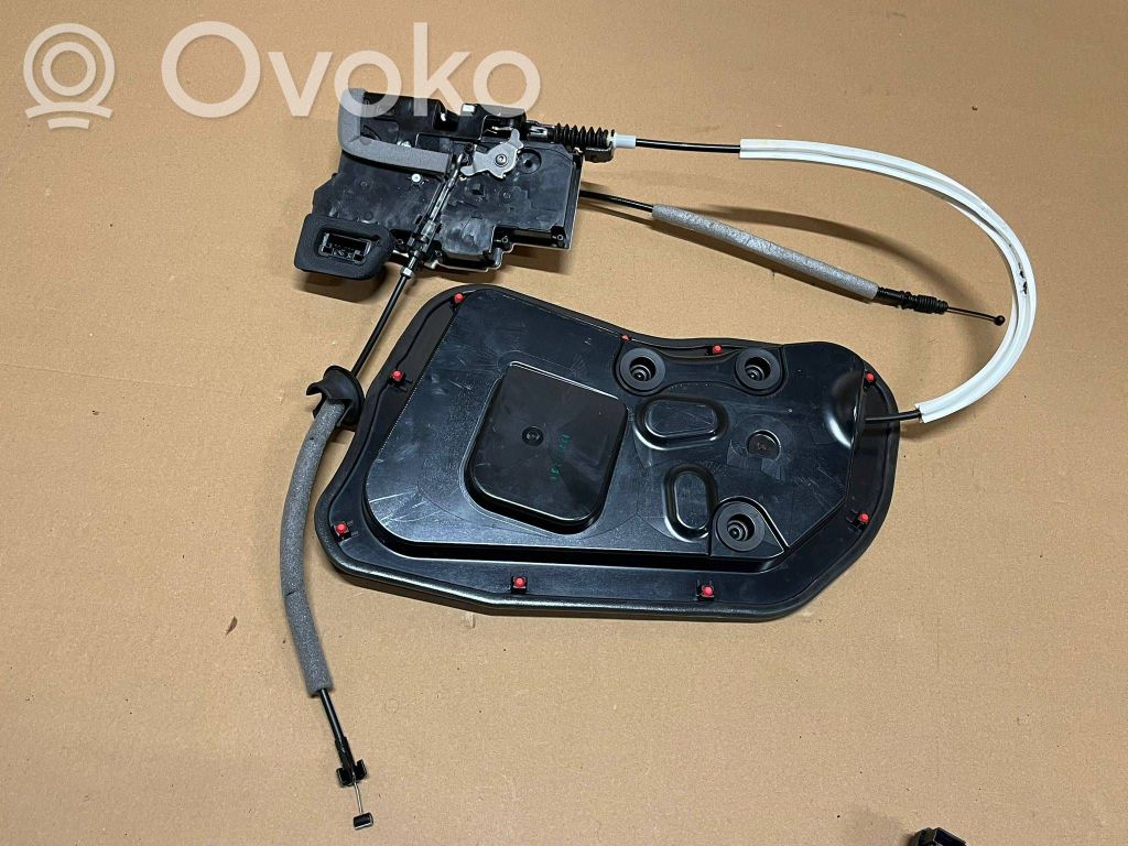Audi e-tron Zamek drzwi tylnych 