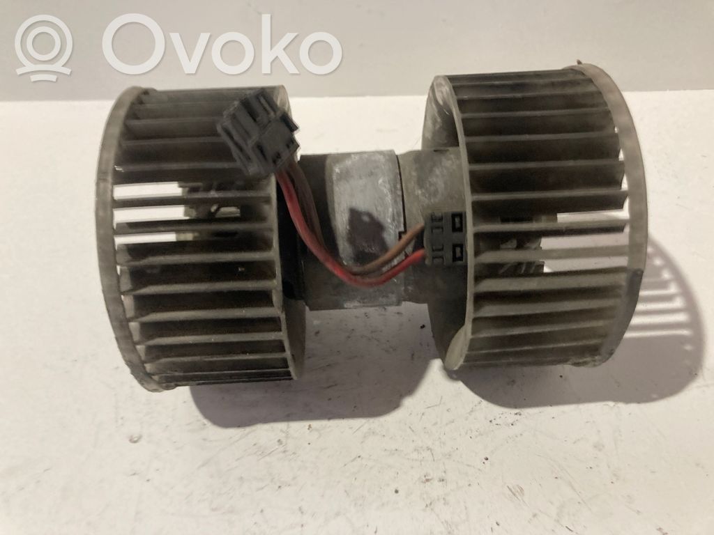 BMW 3 E46 Mazā radiatora ventilators 