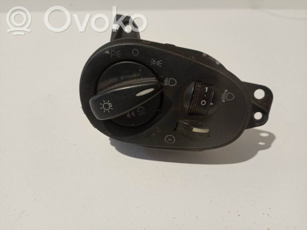 Ford Focus Light switch 