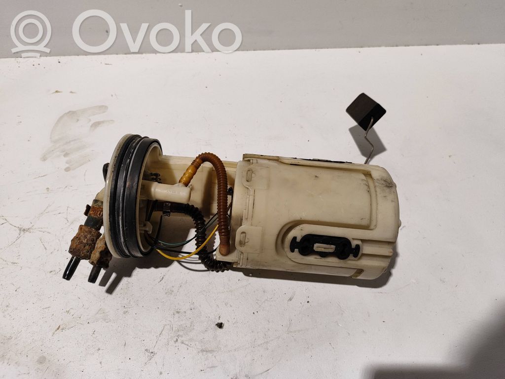 Audi A6 S6 C5 4B Pompă combustibil în rezervor 