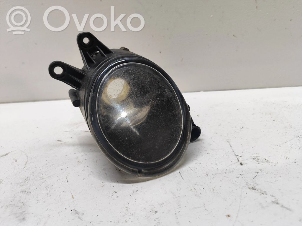 Audi A4 S4 B6 8E 8H Nebelscheinwerfer vorne 