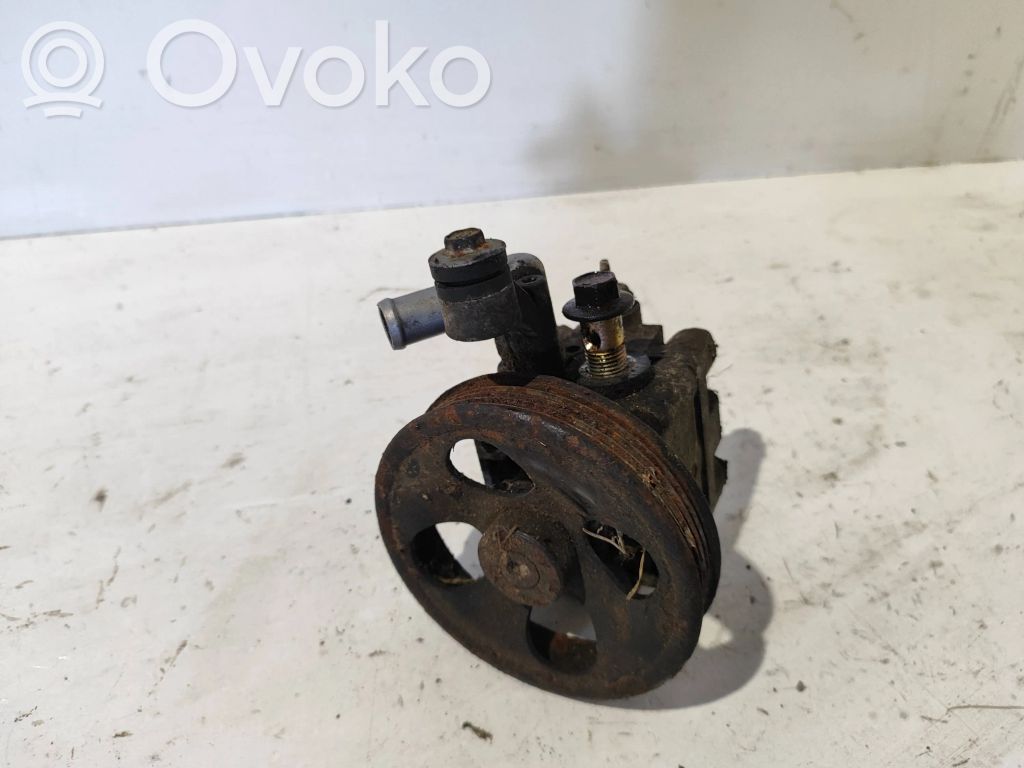 Subaru Outback Power steering pump 