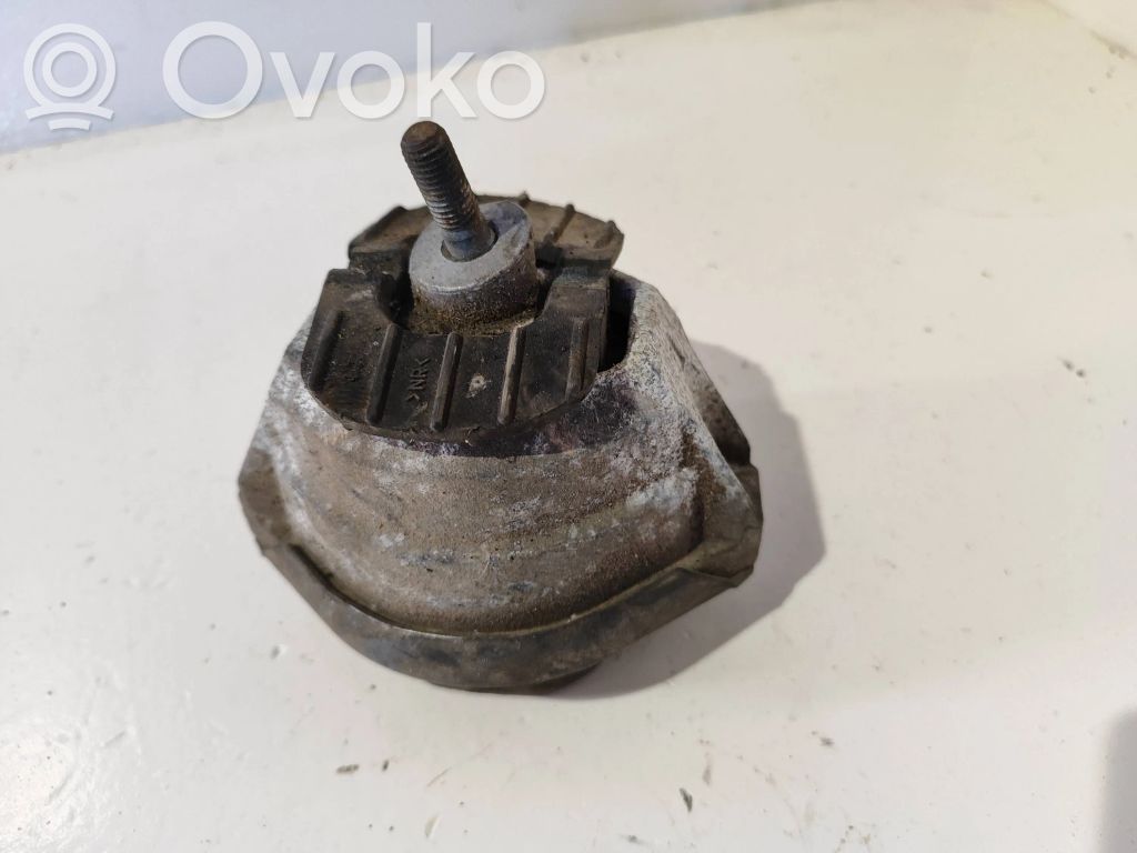 BMW 5 E60 E61 Supporto di montaggio del motore 