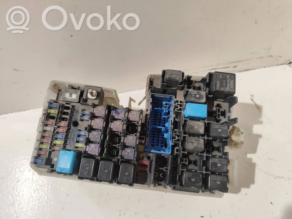 Mazda 5 Fuse box set 