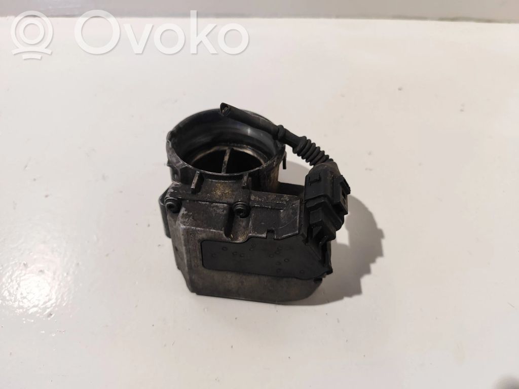 Throttle valve   059128063D