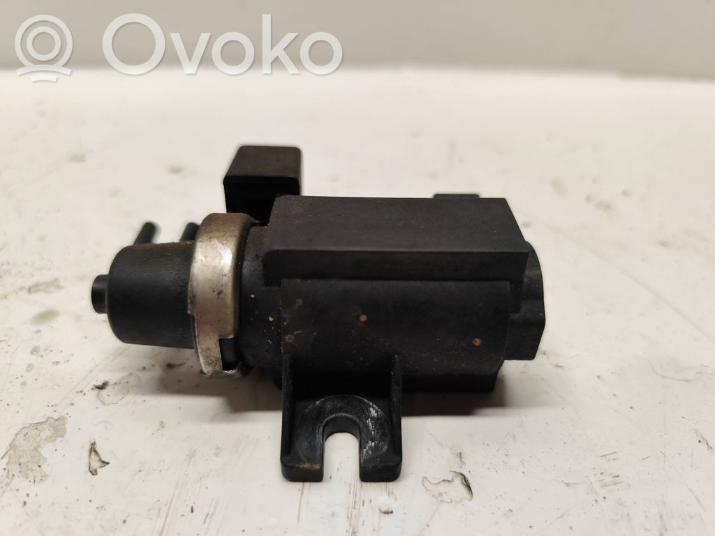 BMW X5 E53 Solenoidinis vožtuvas 