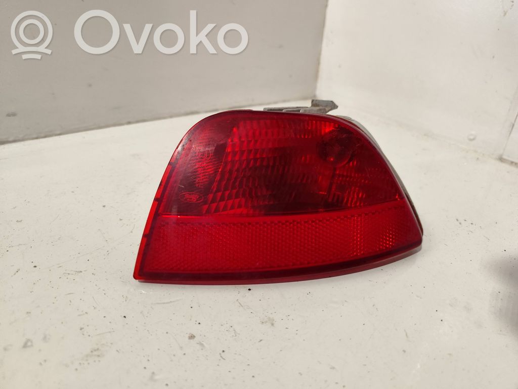 Ford Focus Miglas lukturis aizmugurē 