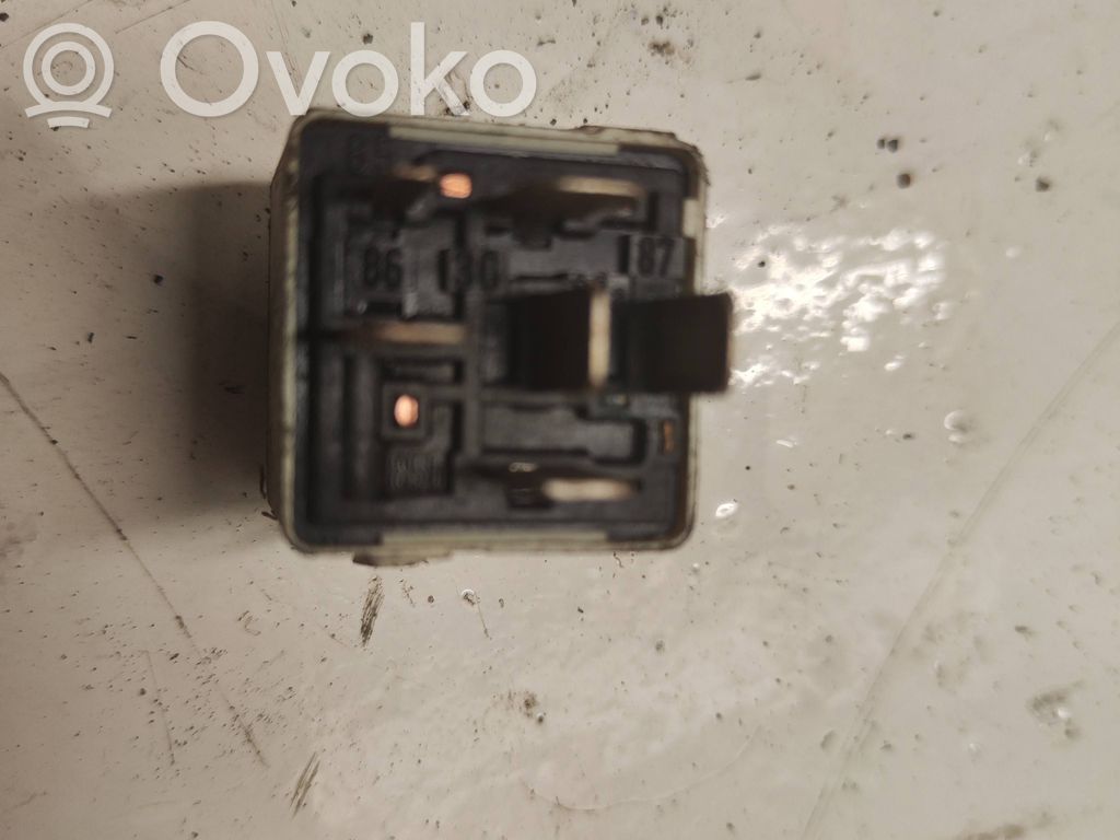 BMW 3 E36 Other relay 