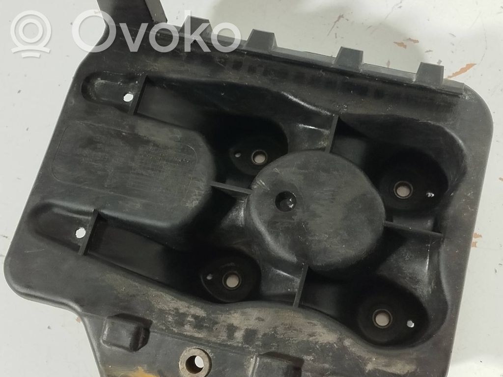 Audi A3 S3 8L Battery tray 