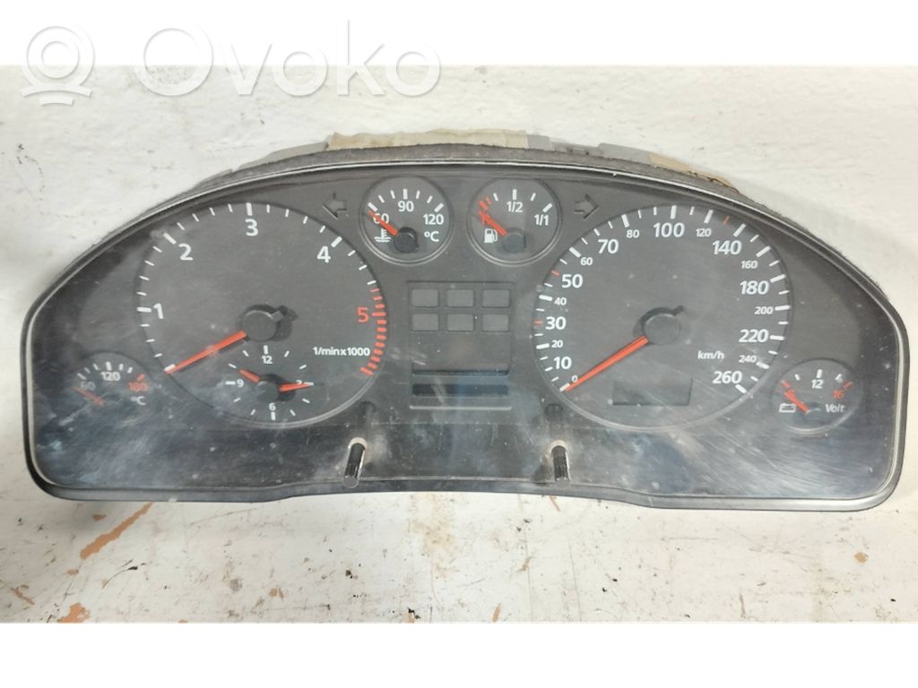 Audi A6 S6 C5 4B Speedometer (instrument cluster) 