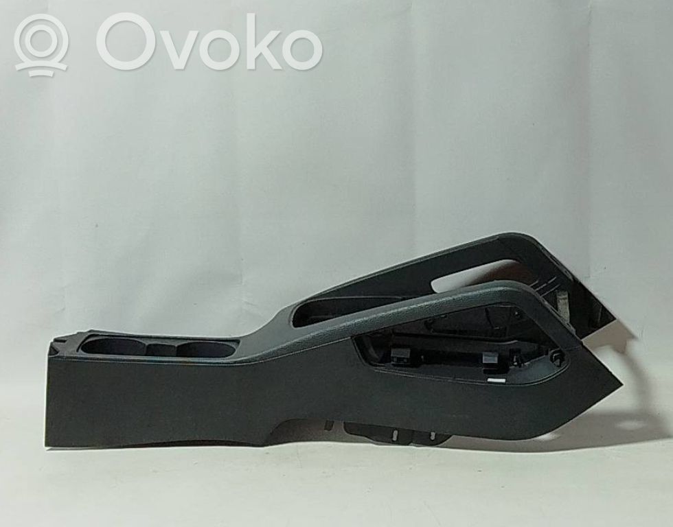 Volkswagen Jetta V Center console 