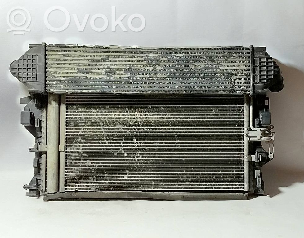 Ford Mondeo MK IV Radiatorių komplektas 