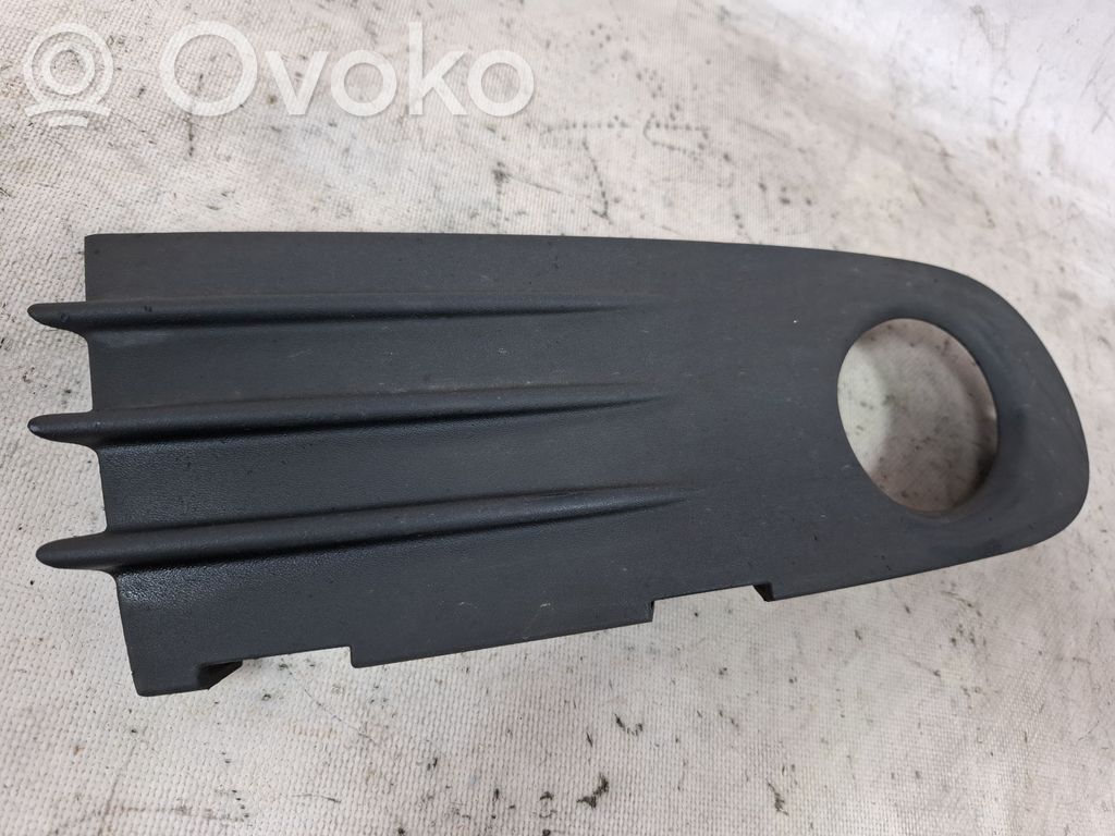 Volvo S40 Etusumuvalon ritilä 