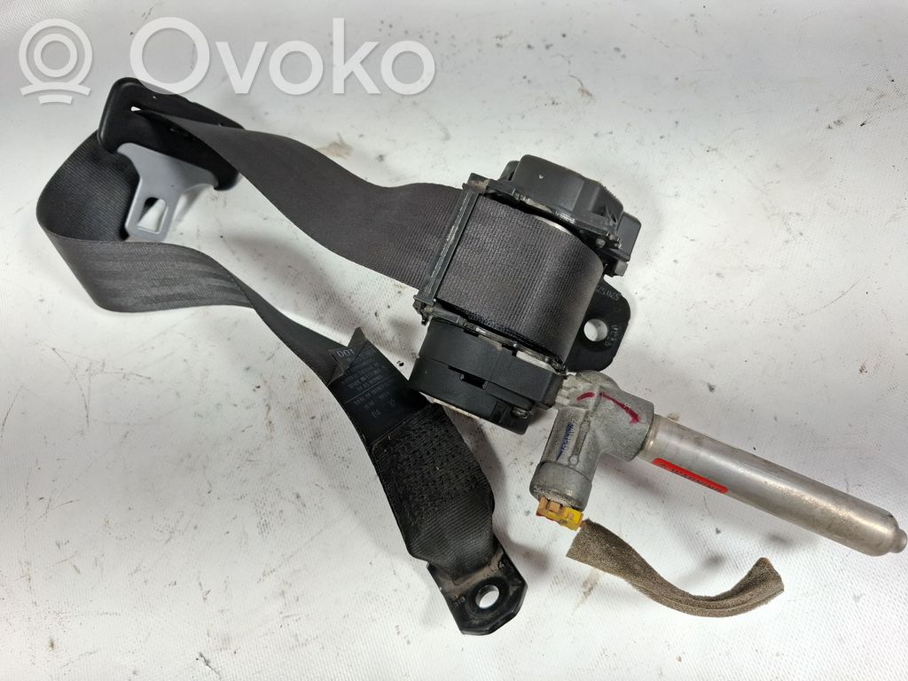 Volvo S40 Cinturón trasero 