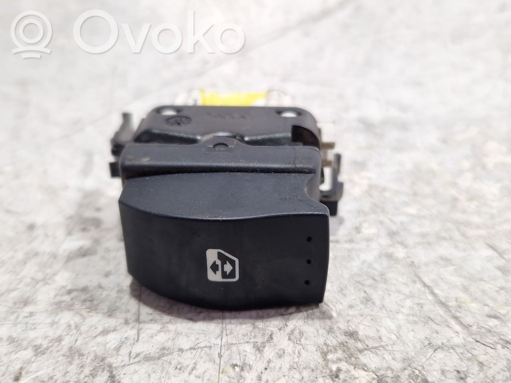 Renault Clio II Electric window control switch 