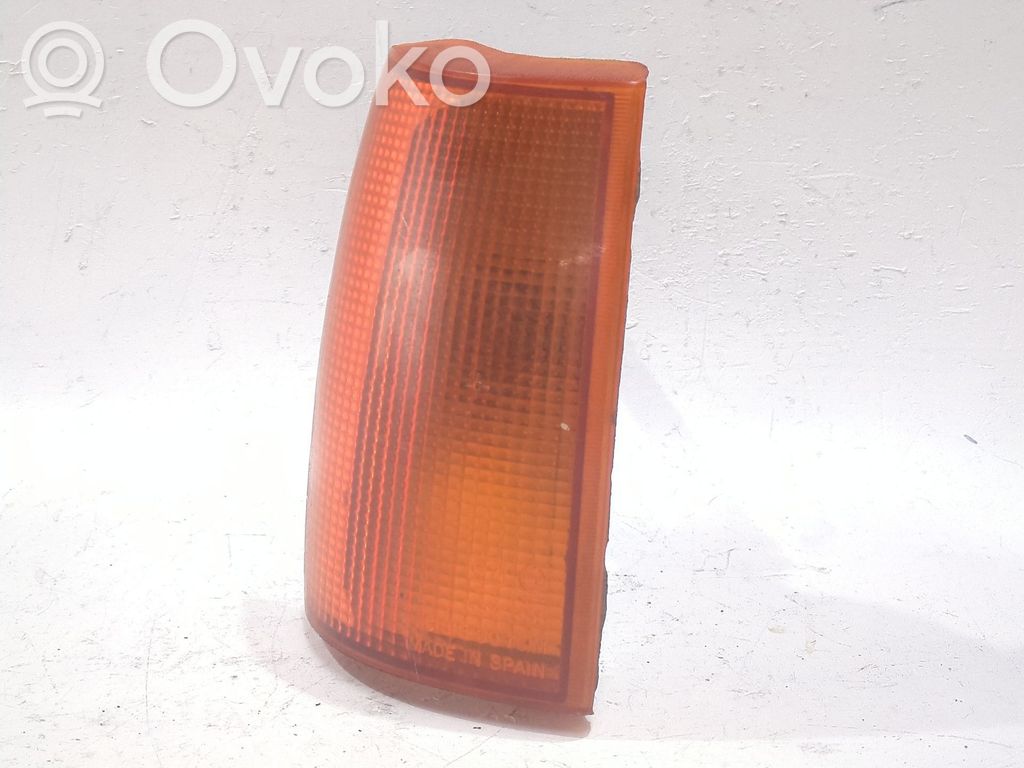 Renault 9 Front fender indicator light 