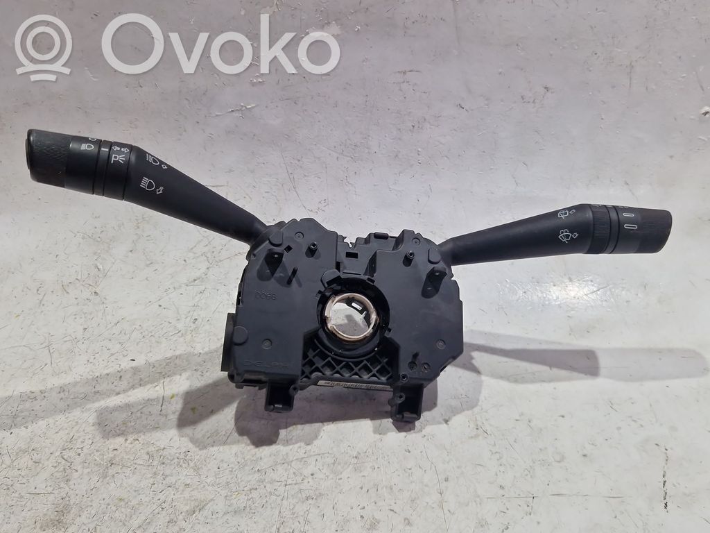 Fiat Doblo Interruptor de control multifunción 