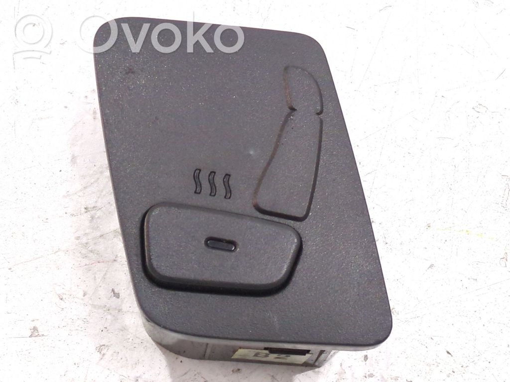 Multifunctional control switch/knob