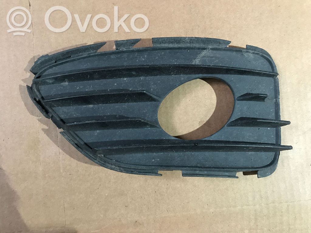 Opel Vectra C Kratka dolna zderzaka przedniego 