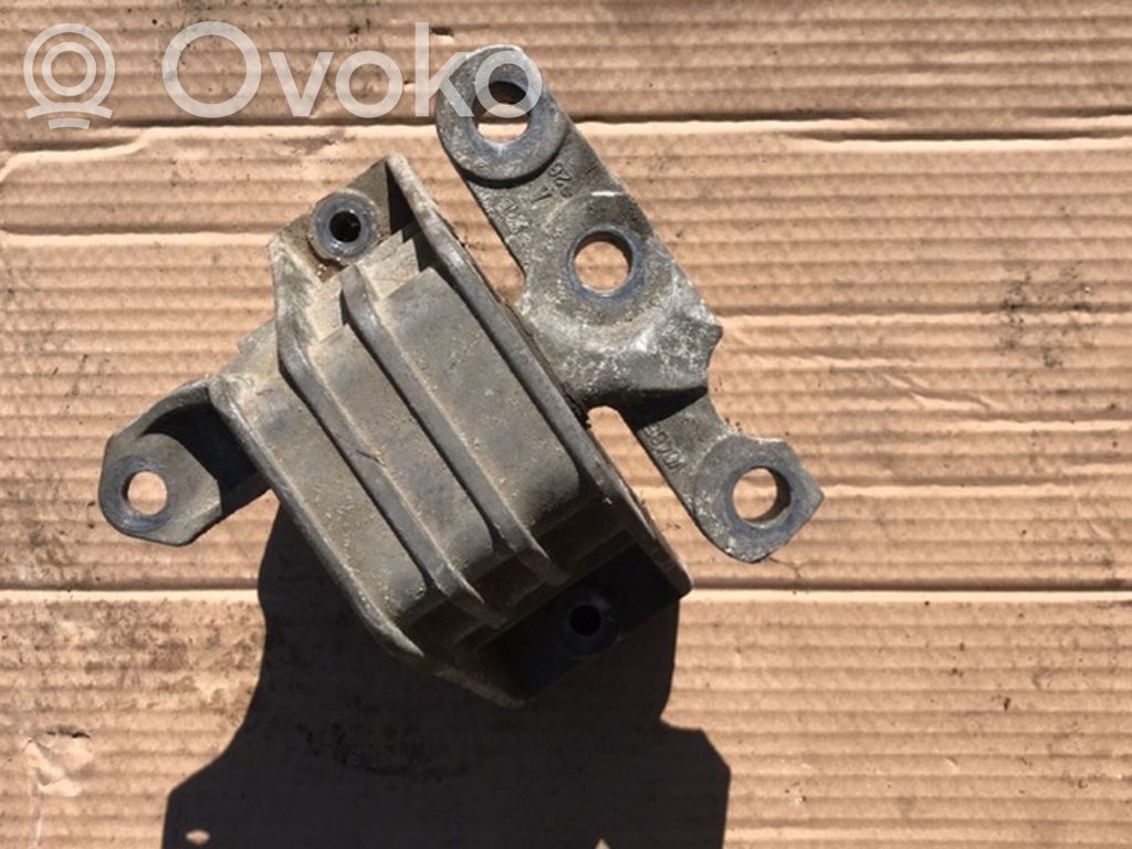 Engine mount bracket   210446112