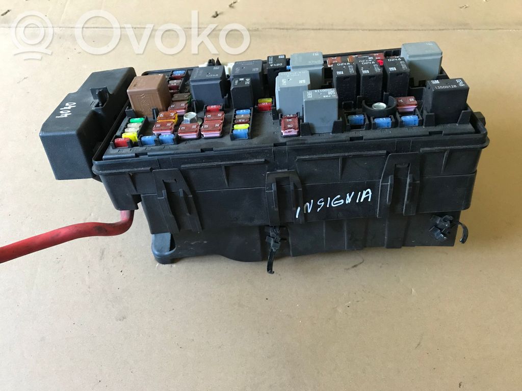 Opel Insignia A Fuse box set 