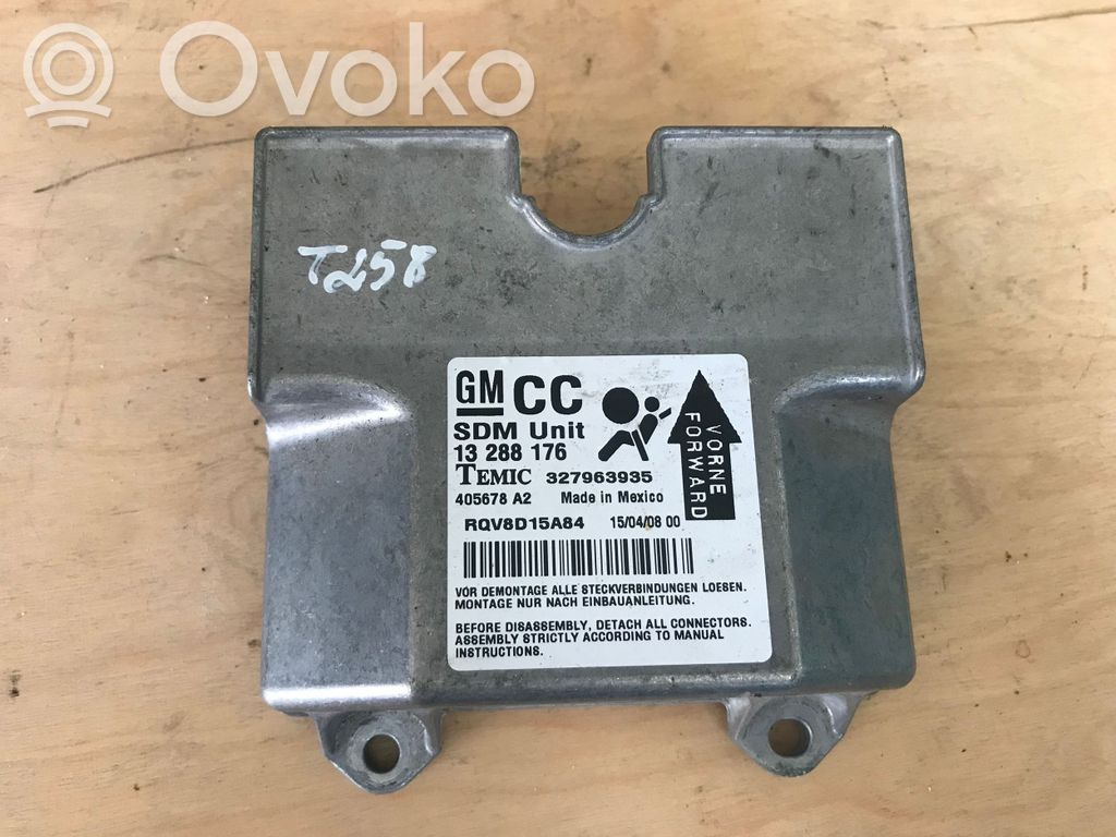 Opel Zafira B Airbag control unit/module 