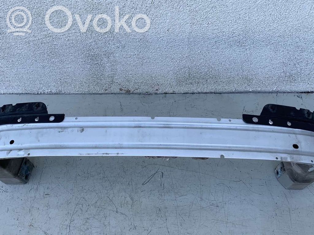 Opel Astra J Poprzeczka zderzaka przedniego 