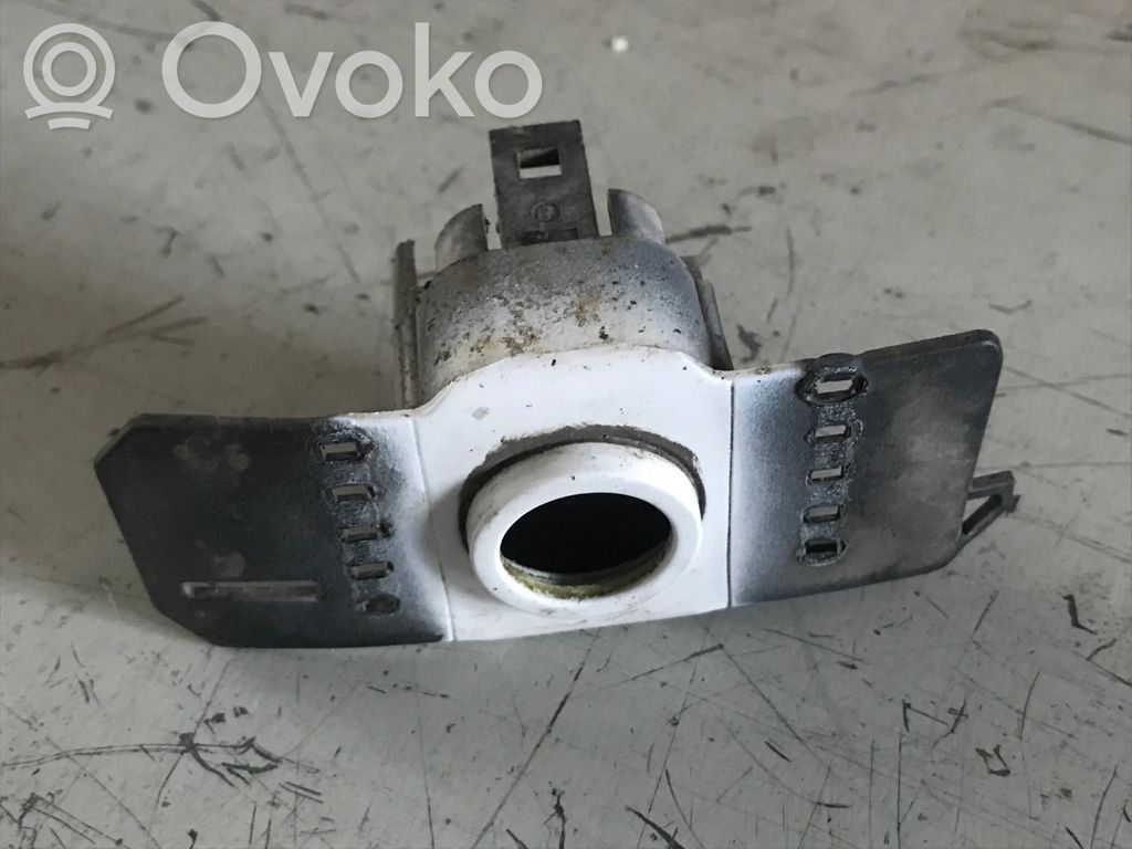 Uchwyt tylnego czujnika parkowania PDC   13140692