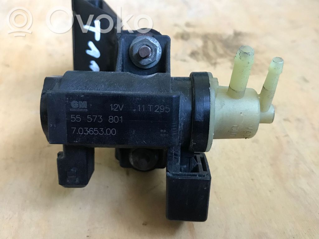 Opel Corsa D Vakuuminis vožtuvas 