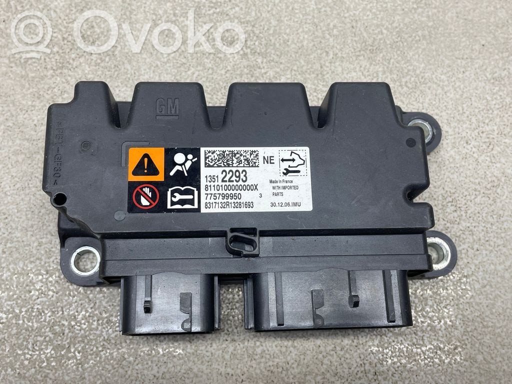 Opel Zafira C Airbag control unit/module 