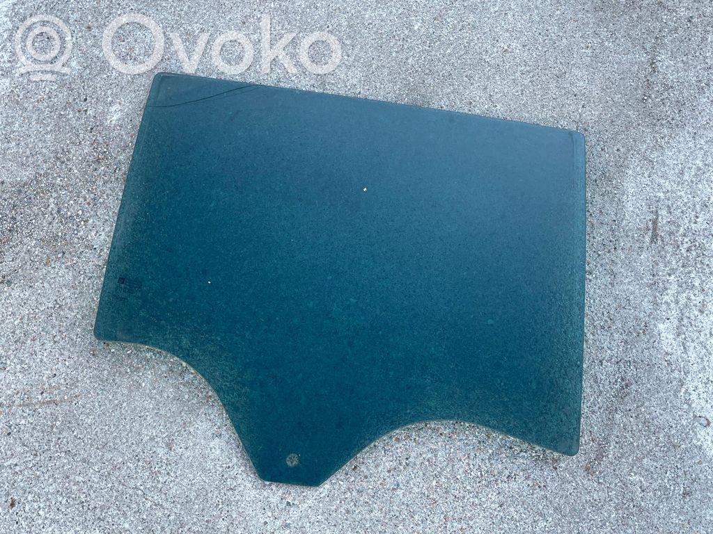 Opel Insignia B Szyba karoseryjna tylna 