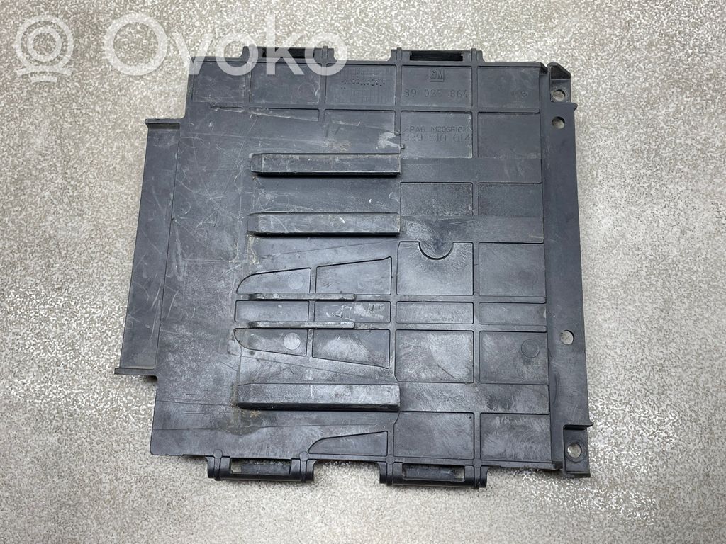 Opel Zafira C Engine control unit holder 